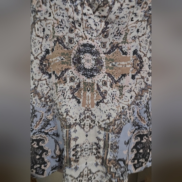 FREE PEOPLE Darcy printed swing top. Size small - Picture 6 of 15